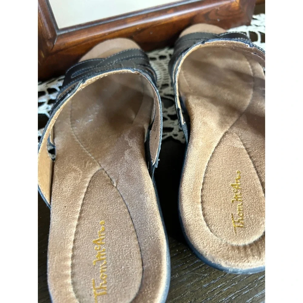 Vintage Thom McAn Black‎ Wedge Sandals – 90's Style